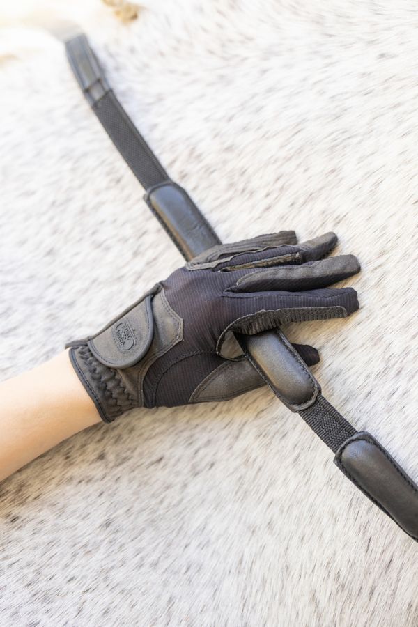 Comfort Connect Rein - Intermittent Padding for Equal Rein Length and Hand Support - CorrectConnect - Equiluxe Tack