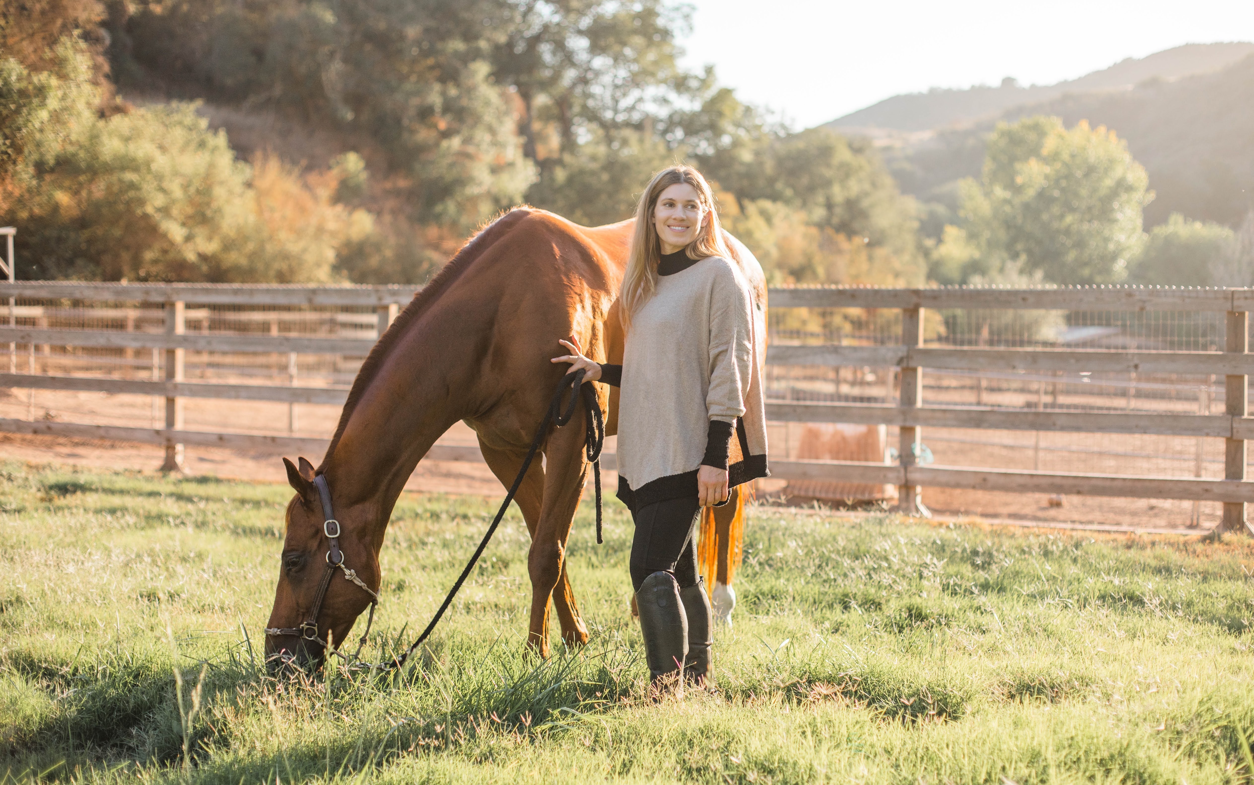 Hannah Childs Addison Riding Poncho with Sleeves - Hannah Childs Lifestyle - Equiluxe Tack