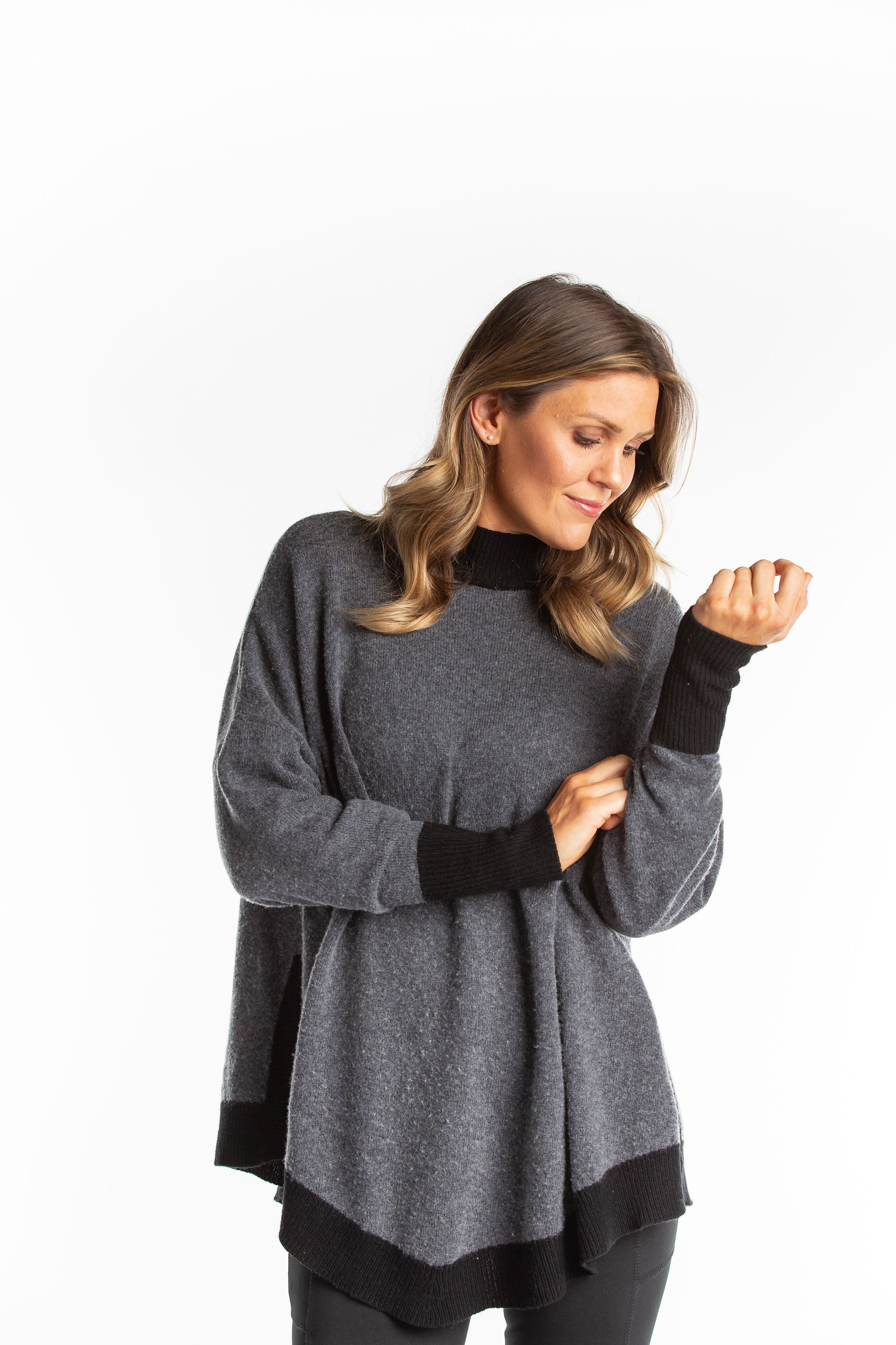 Hannah Childs Addison Riding Poncho with Sleeves - Hannah Childs Lifestyle - Equiluxe Tack