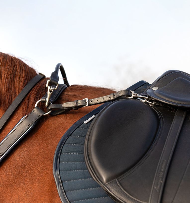 Horseware Micklem® Breastplate Martingale - Horseware Ireland - Equiluxe Tack