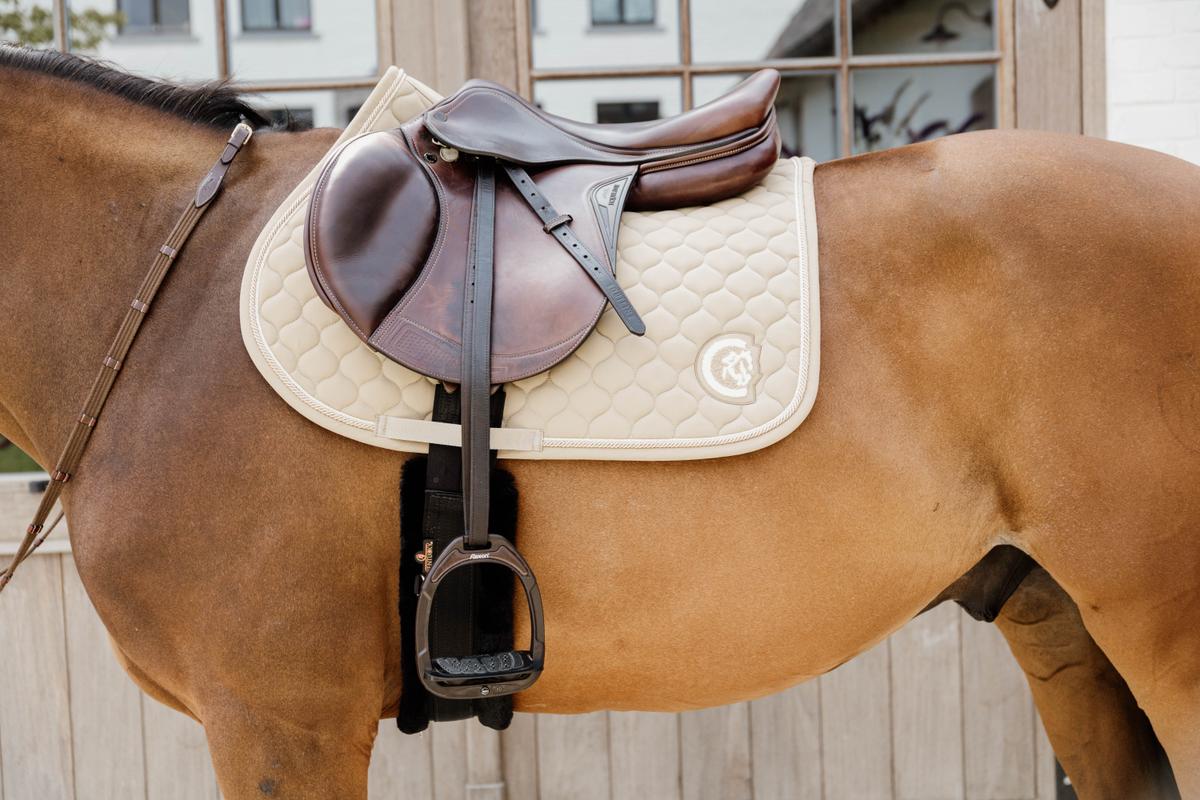 Kentucky Horsewear Saddle Pad 3D Logo Onion Quilt Jumping - Beige - Kentucky Horsewear - Equiluxe Tack