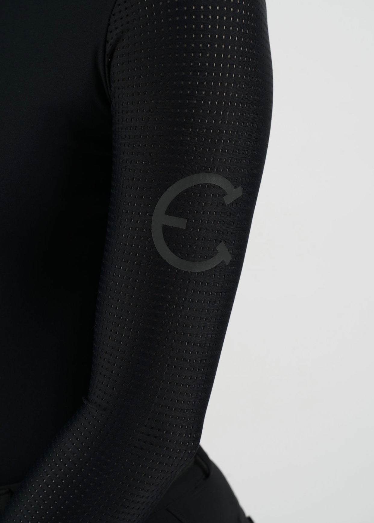 LENNA Blaq Ventilated Show Shirt Long Sleeve Sunshirt - Equestrian Club - Equiluxe Tack