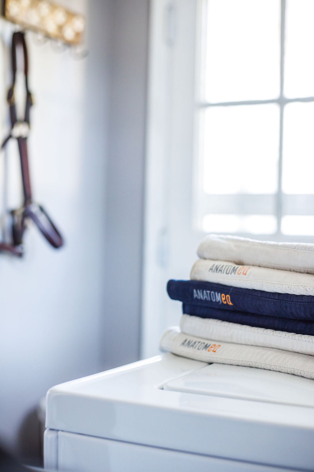 Anatomeq Perfeq Jumper Pad - Ultra Breathable Perforation - Anatomeq - Equiluxe Tack