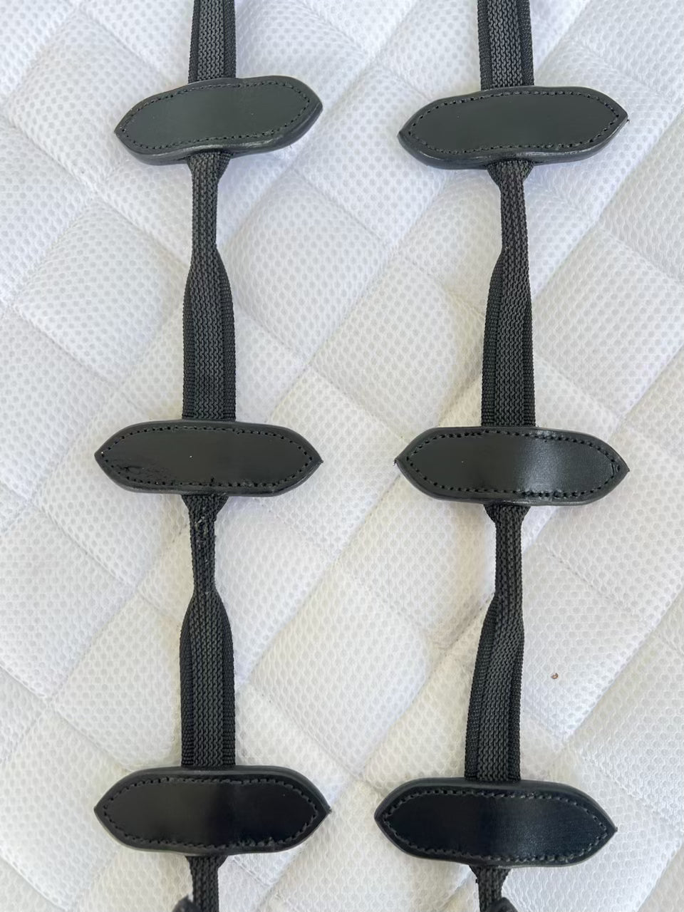 Aaron Vale Rein with 3 Slim Hand Grips - CorrectConnect - Equiluxe Tack