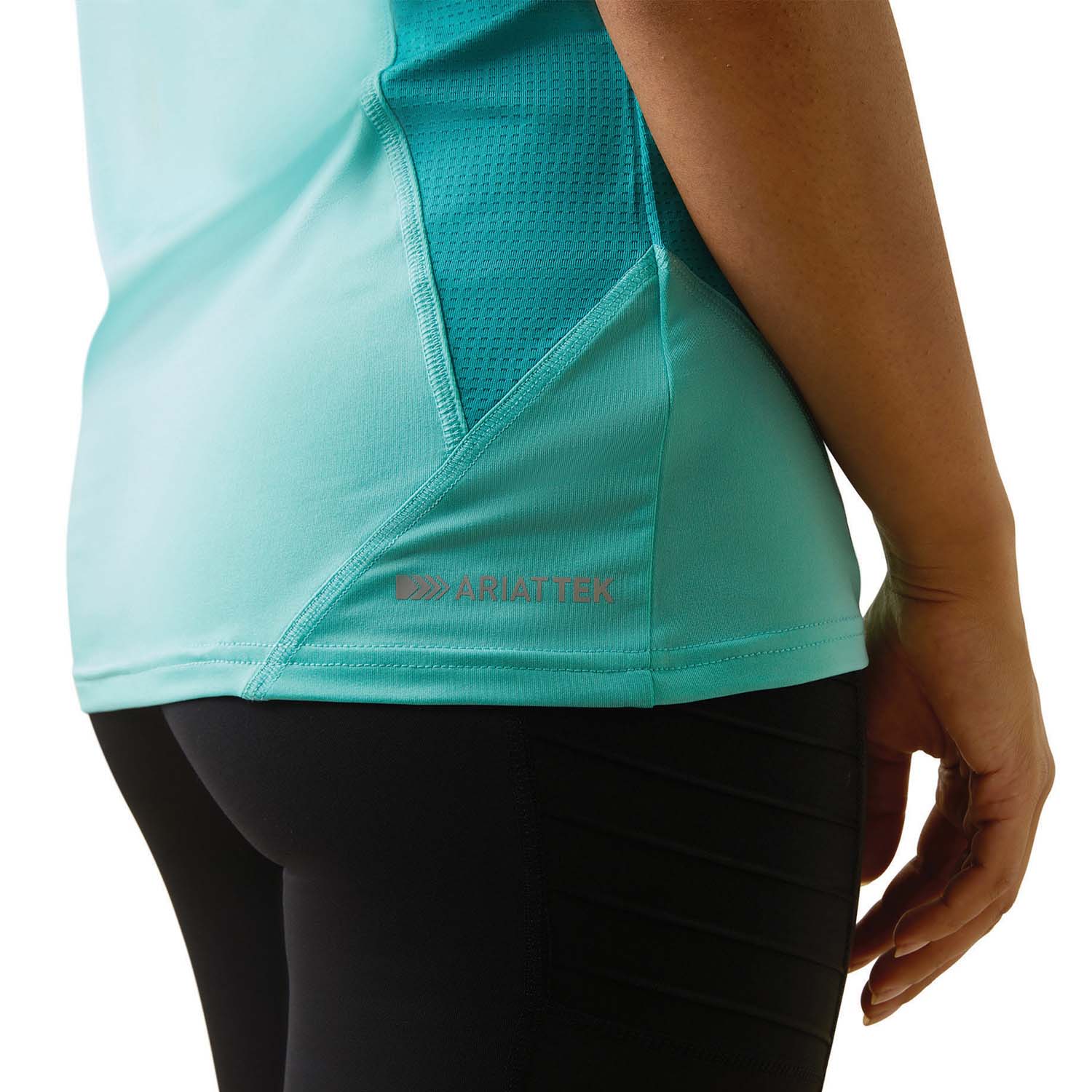 Ariat Women’s Cambria Jersey 1/4 Zip Baselayer – Lightweight Riding Shirt with UPF 50+ - Ariat - Equiluxe Tack