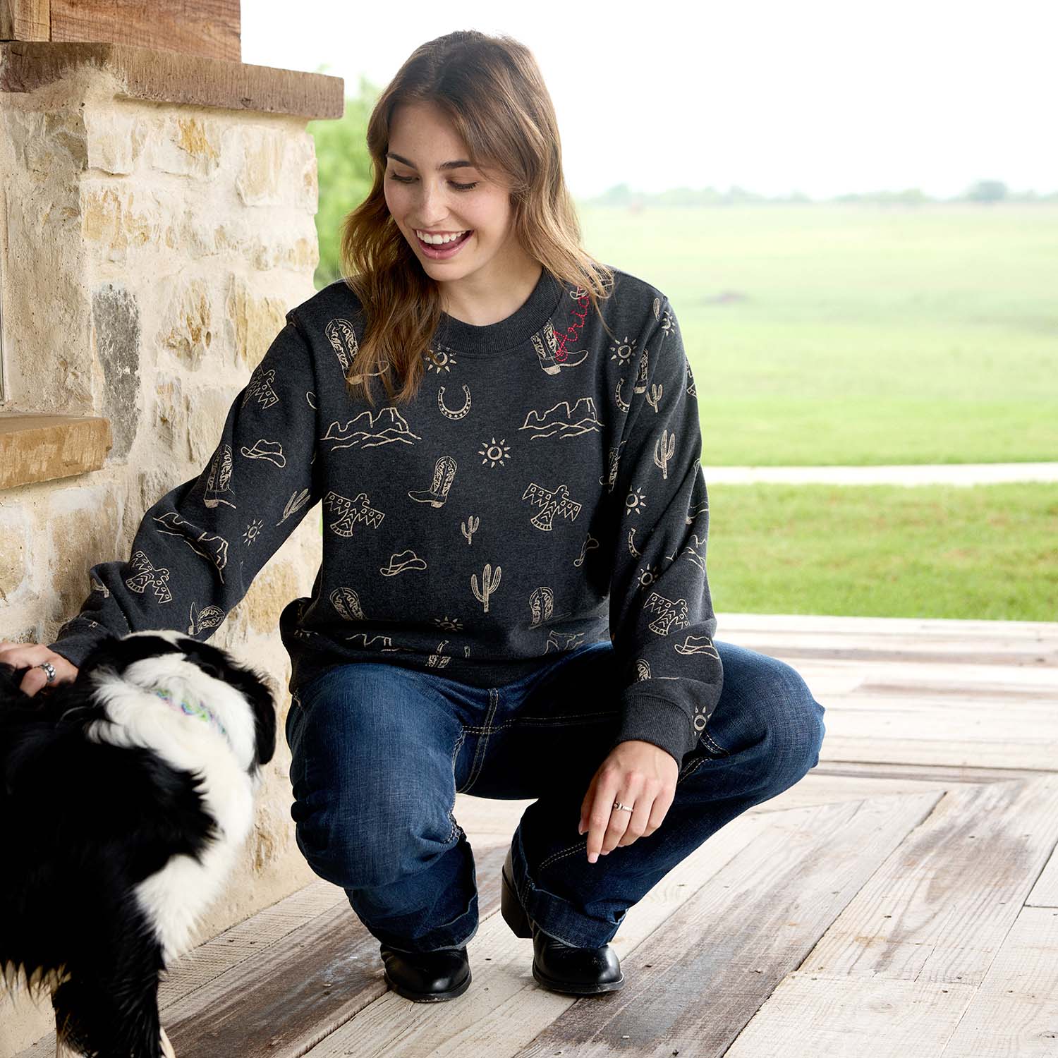 Ariat Womens Essential Crew Sweatshirt - Ariat - Equiluxe Tack