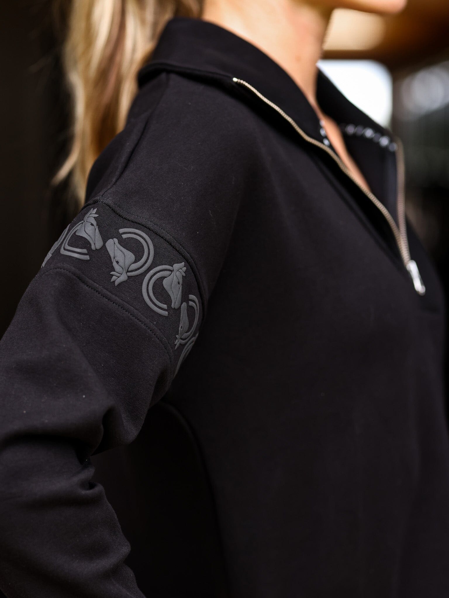 CRINIĒRE Claire Sweater | Black - C R I N I Ē R E - Equiluxe Tack