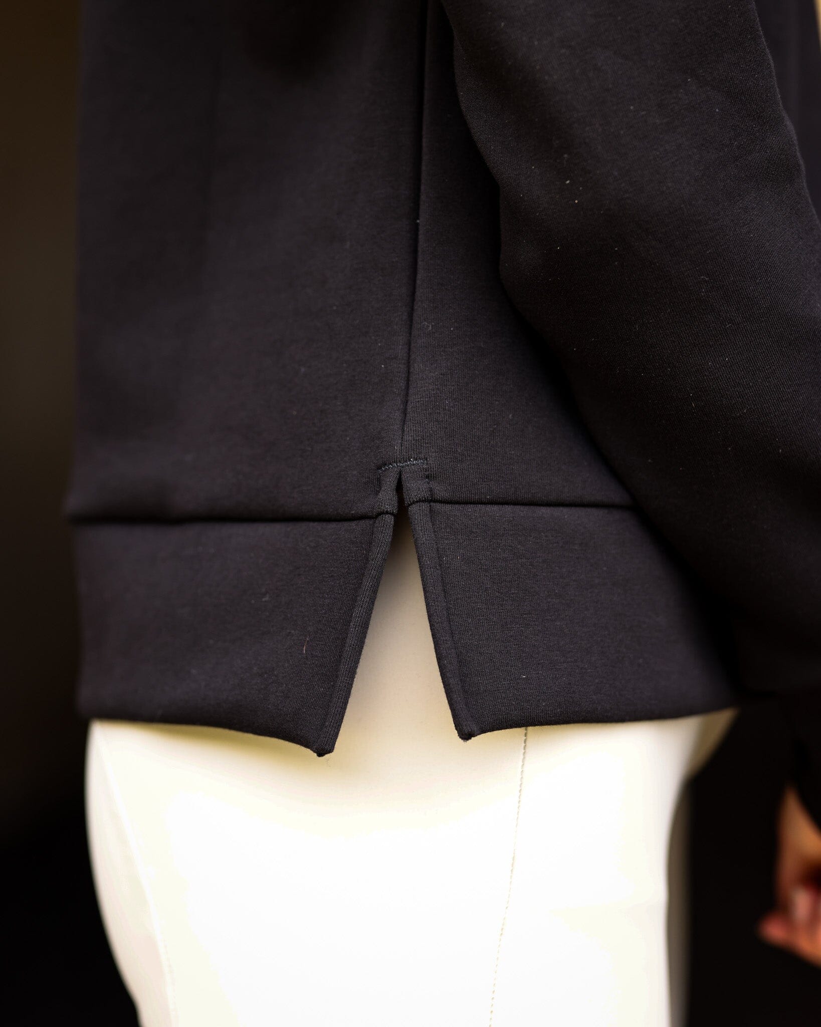 CRINIĒRE Claire Sweater | Black - C R I N I Ē R E - Equiluxe Tack