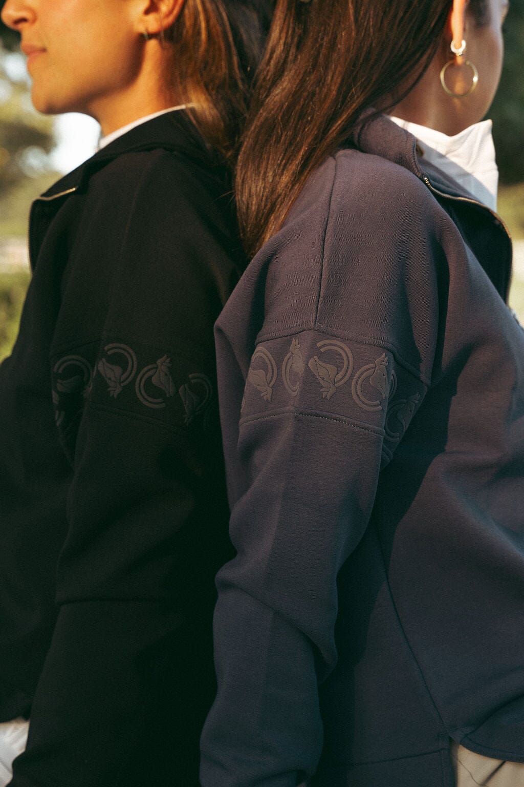 CRINIĒRE Claire Sweater | Navy - C R I N I Ē R E - Equiluxe Tack