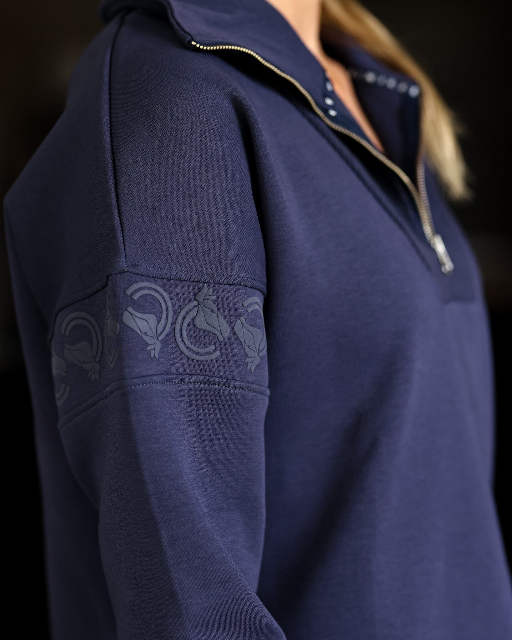 CRINIĒRE Claire Sweater | Navy - C R I N I Ē R E - Equiluxe Tack