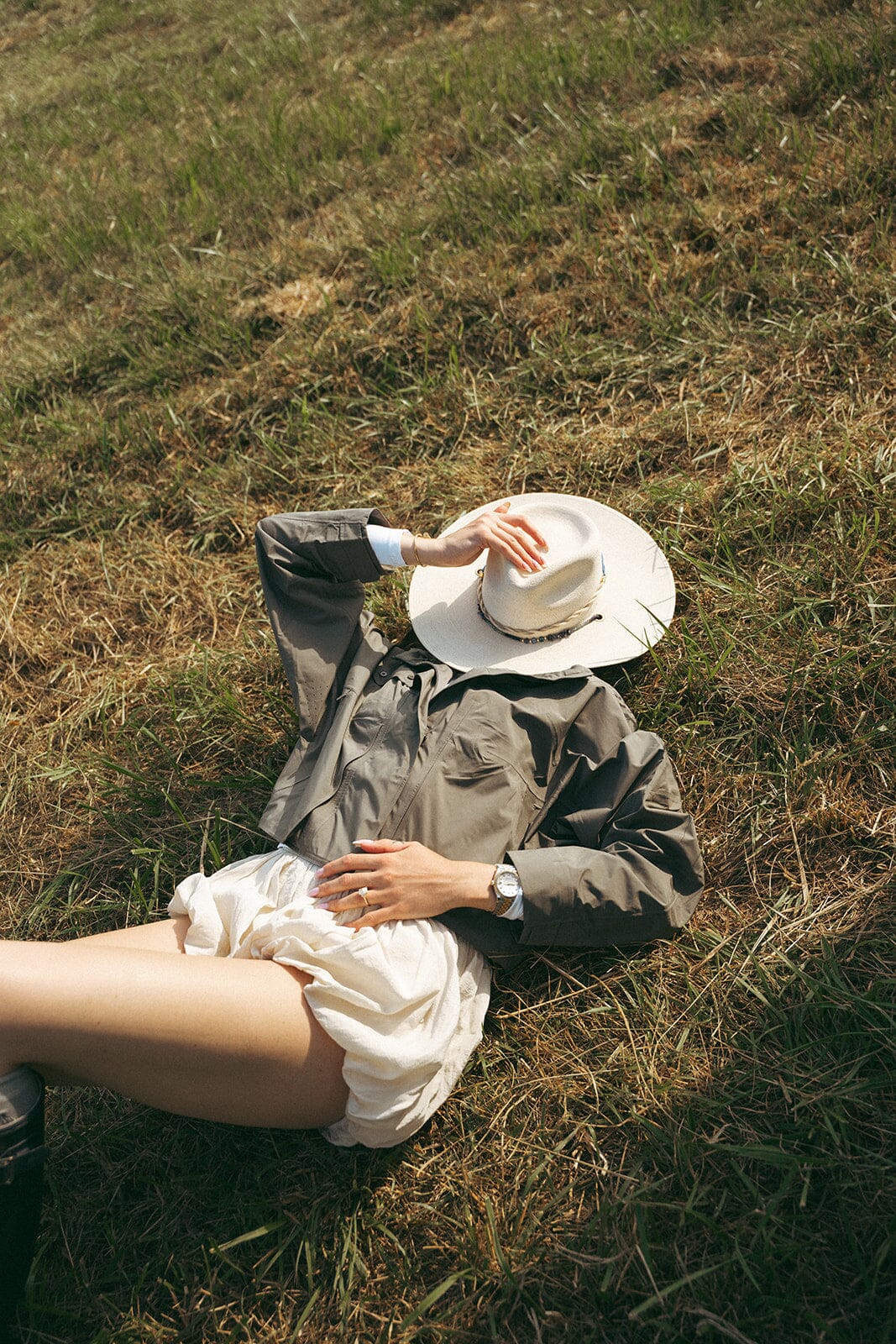 CRINIERE Marie Rain Coat | Dove - Equiluxe Tack