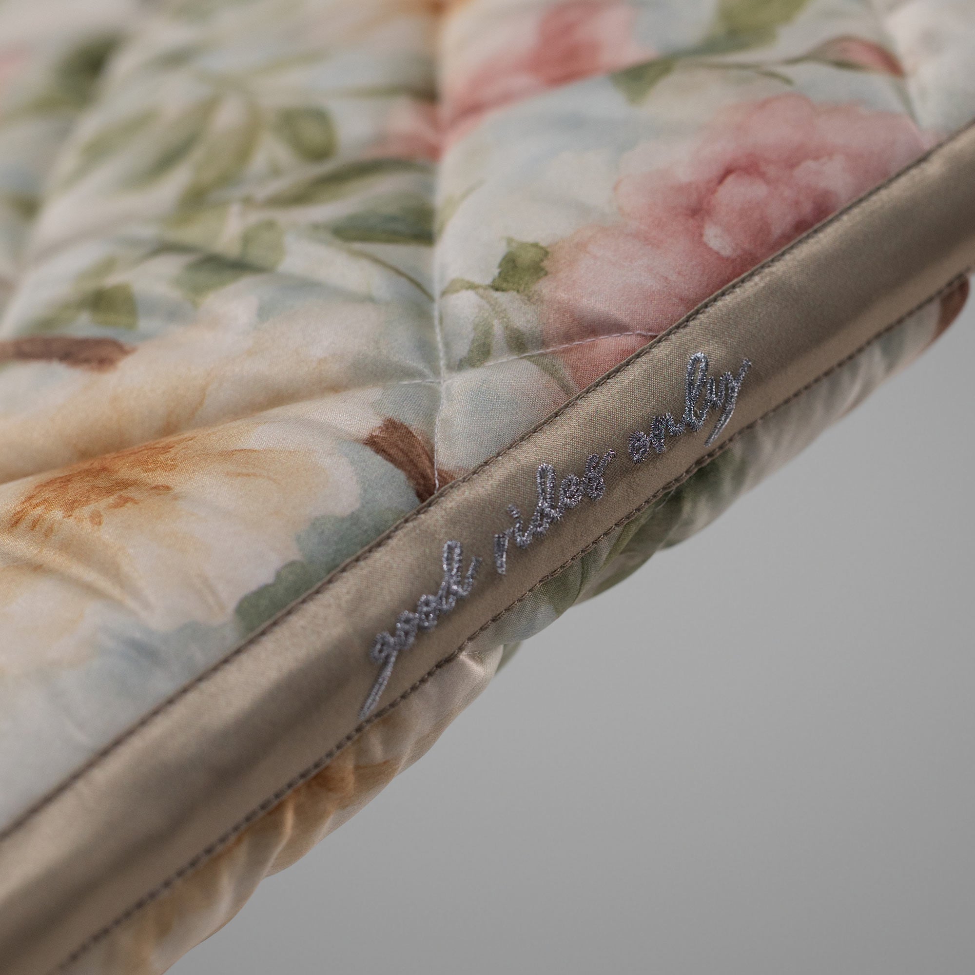 Dapplebay Vintage Floral Jump Saddle Pad - Breeches.com - Equiluxe Tack