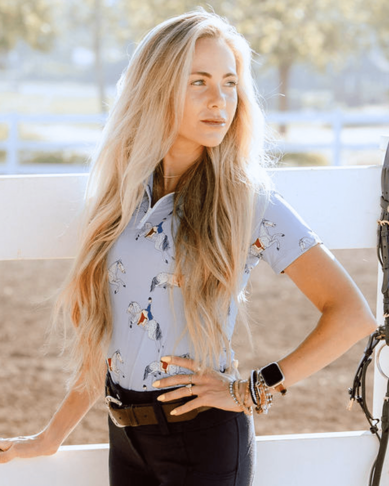 Deinhardt Designs Connection Collection VOGUE Short Sleeve Signature Sunshirt - Equiluxe Tack