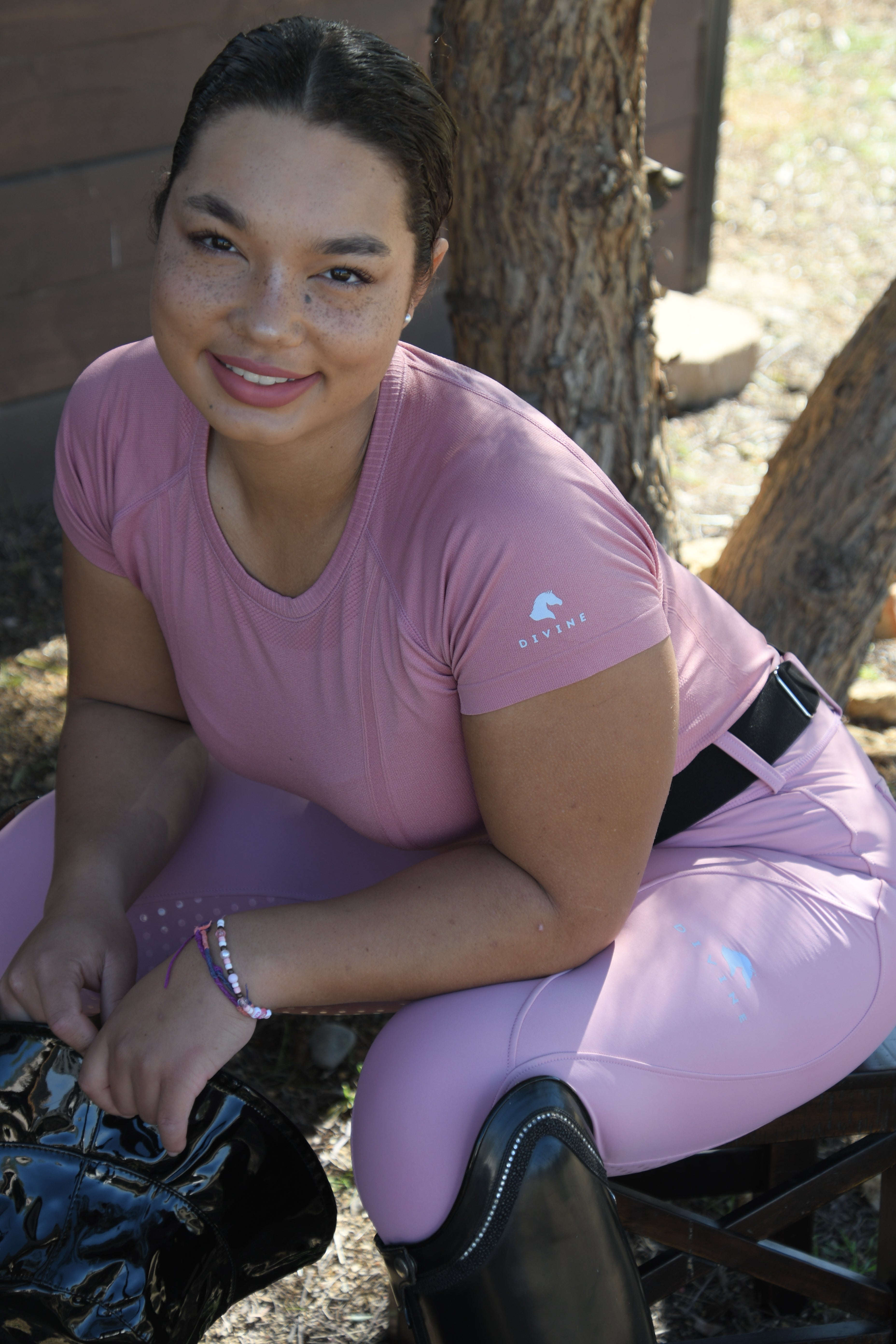 Divine Eq Comfort Grip Leggings - Pink - Divine Equestrian - Equiluxe Tack