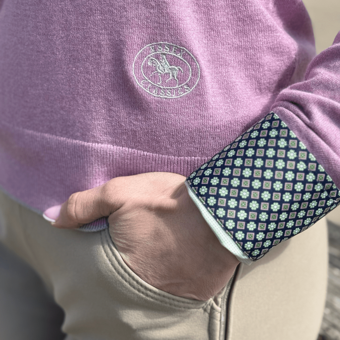 Essex Classics Mauve with Grey Trey V - Neck Sweater - Essex Classics - Equiluxe Tack