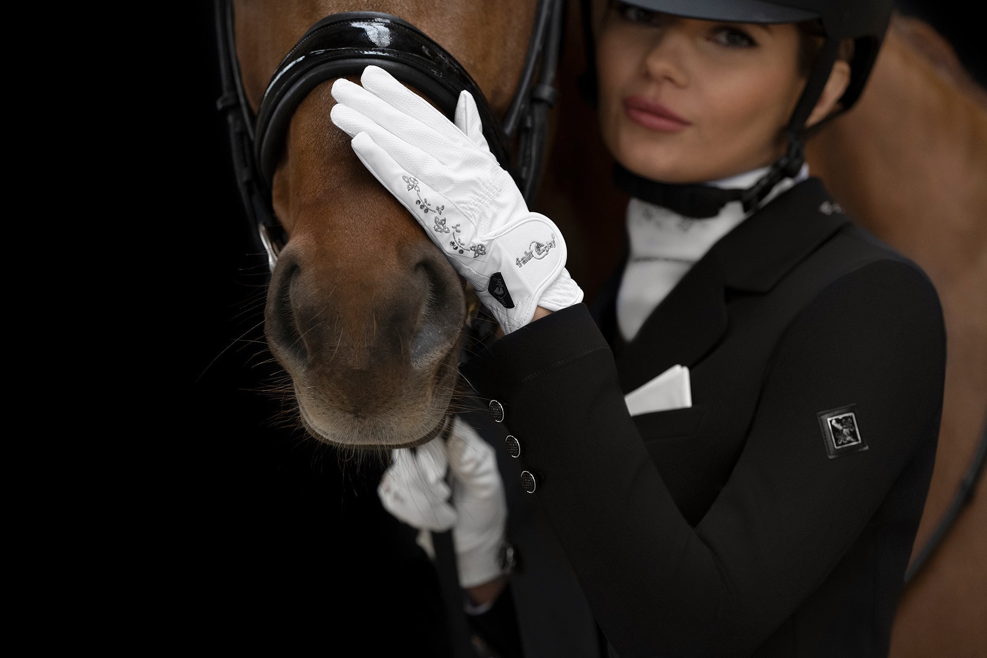 Fair Play "Asti Fleur" Leather & Crystal Riding Gloves - Fair Play - Equiluxe Tack