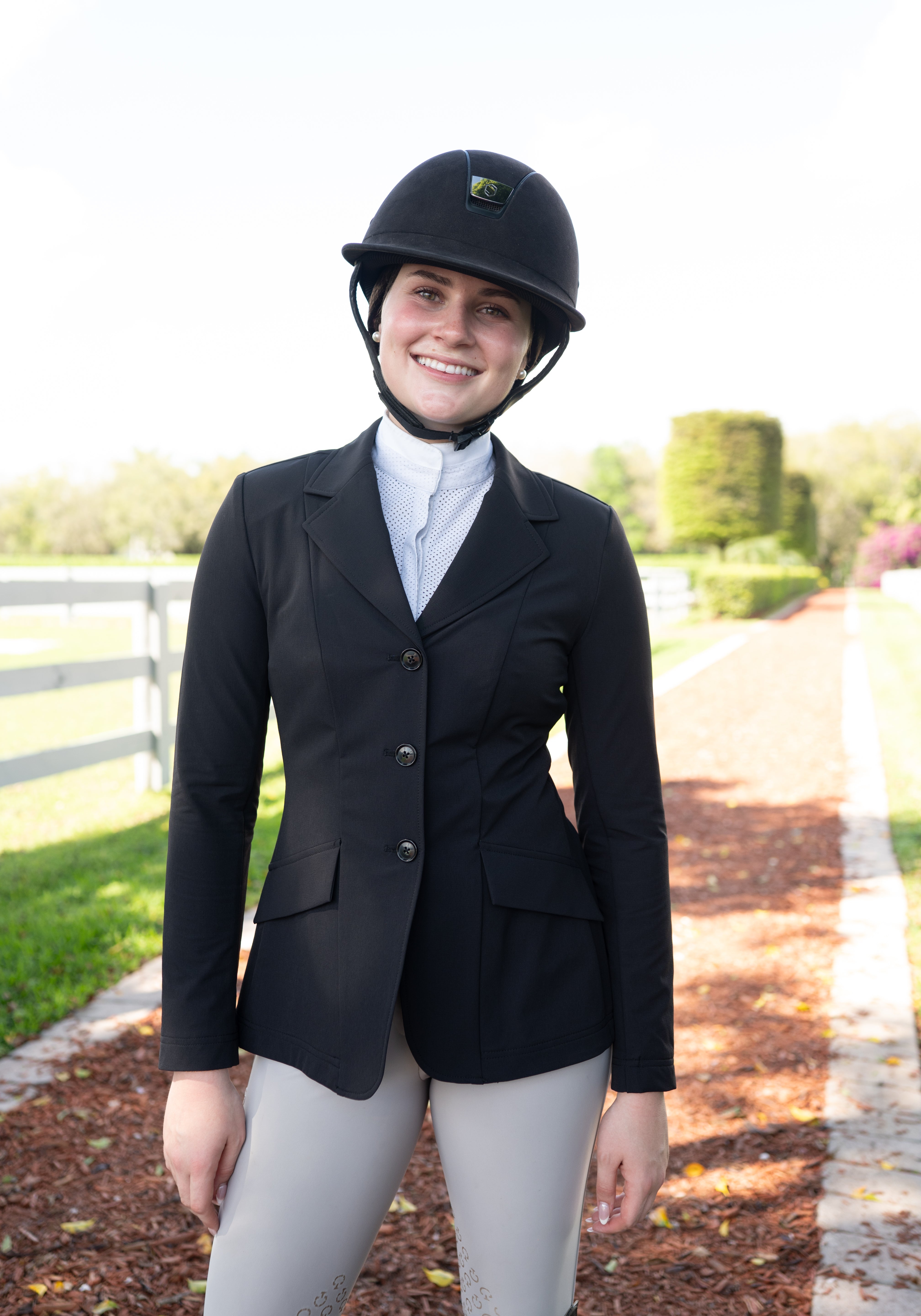 Grand Prix Ladies EQJ 3 Button Show Coat, NY Tech Fabric, Black - Equiluxe Tack