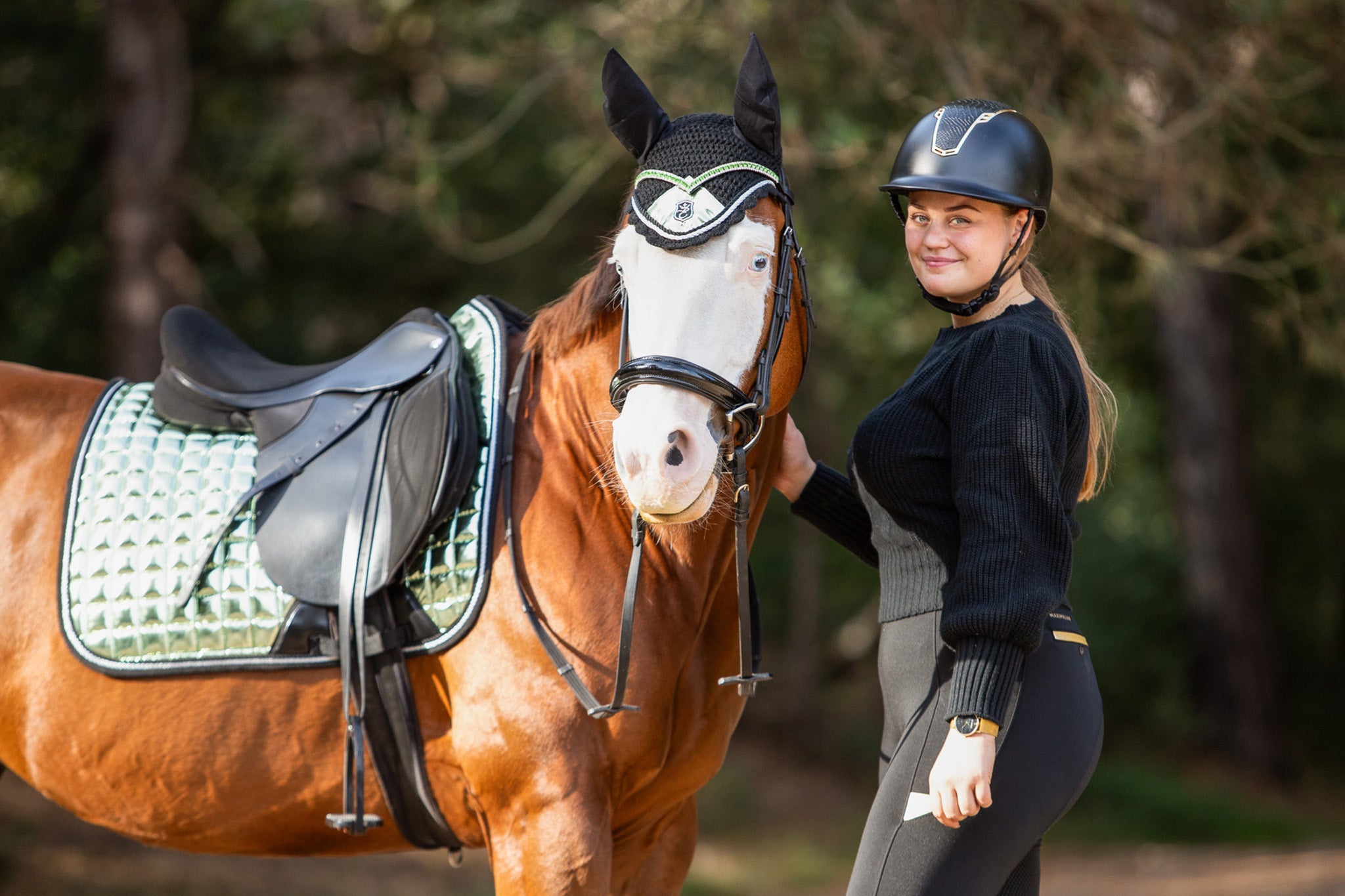 Green Lily Fly Hat - Equestroom - Equiluxe Tack