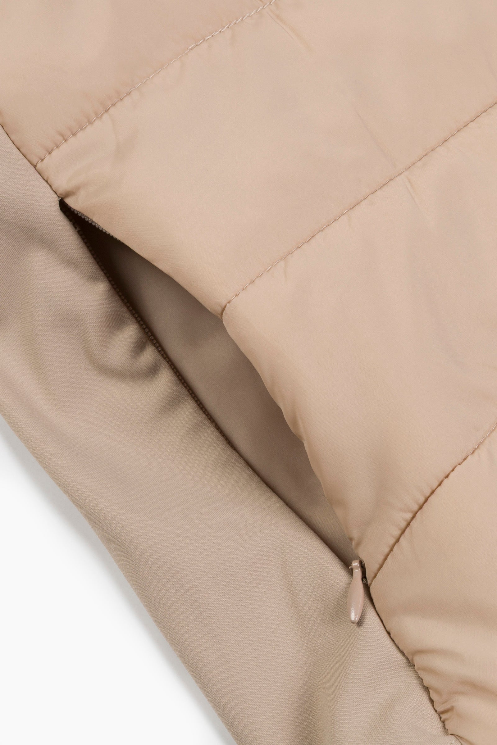 Hannah Childs Charlotte Insulated Warm Up - Hannah Childs Lifestyle - Equiluxe Tack