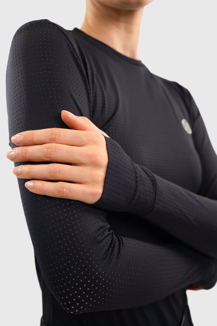 Harcour Bluvea Women's Perforated Long Sleeve Crew Neck - Equiluxe Tack