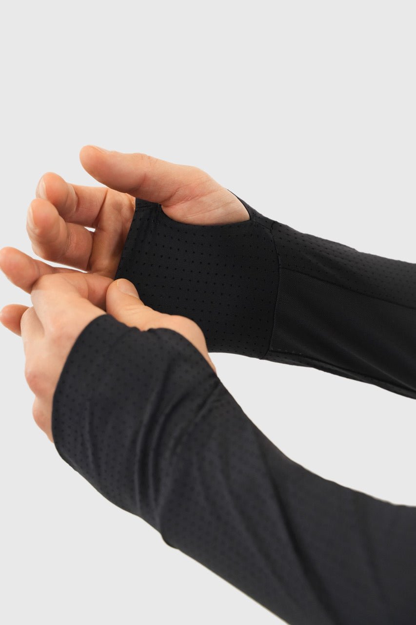 Harcour Bluveo Mens Long Sleeve Crew Neck Exercise Shirt - Equiluxe Tack
