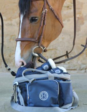 Harcour Quismy Grooming Bag - Harcour USA - Equiluxe Tack