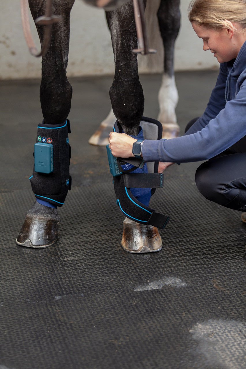 HorseLinkTech Compression Ice Cube Therapy Boots - HorseLinkTech - Equiluxe Tack