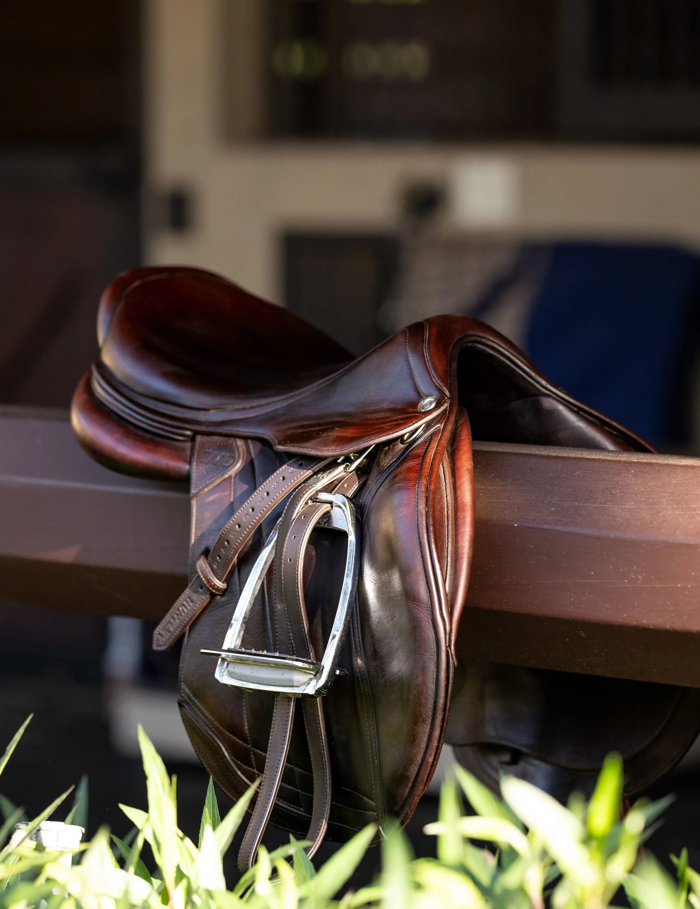 Huntley Equestrian Sedgwick Leather Flat Buckle Stirrup Leathers - Equiluxe Tack