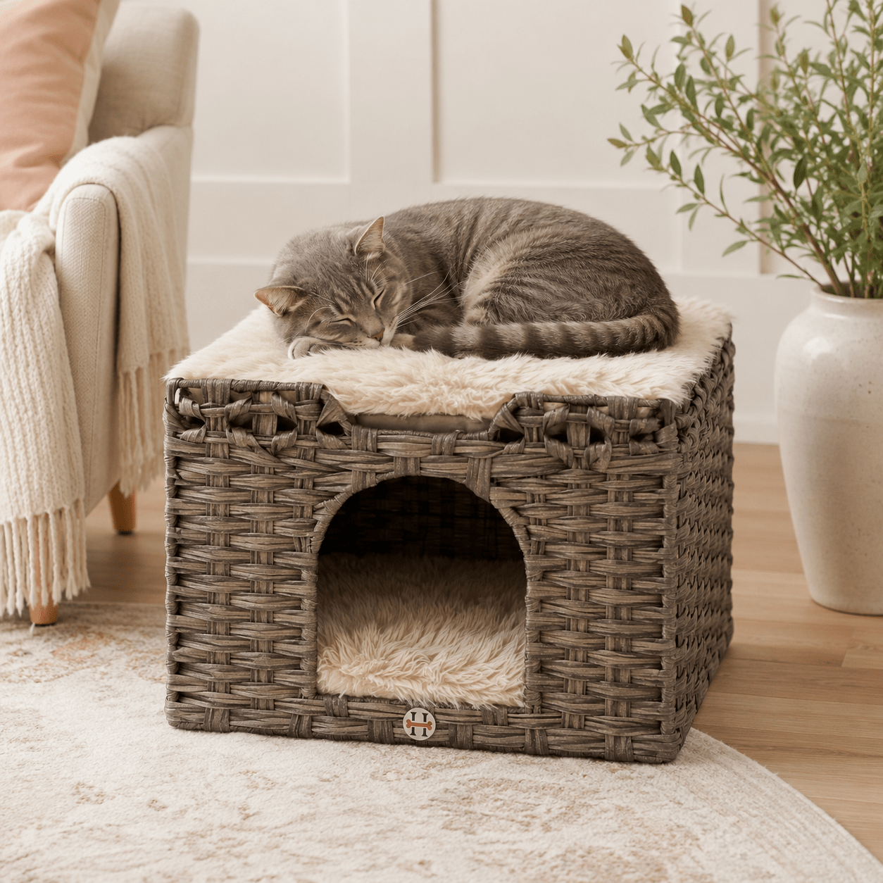 Huntley Pet Cat House, 2 Cushion Bed, Gray - Equiluxe Tack