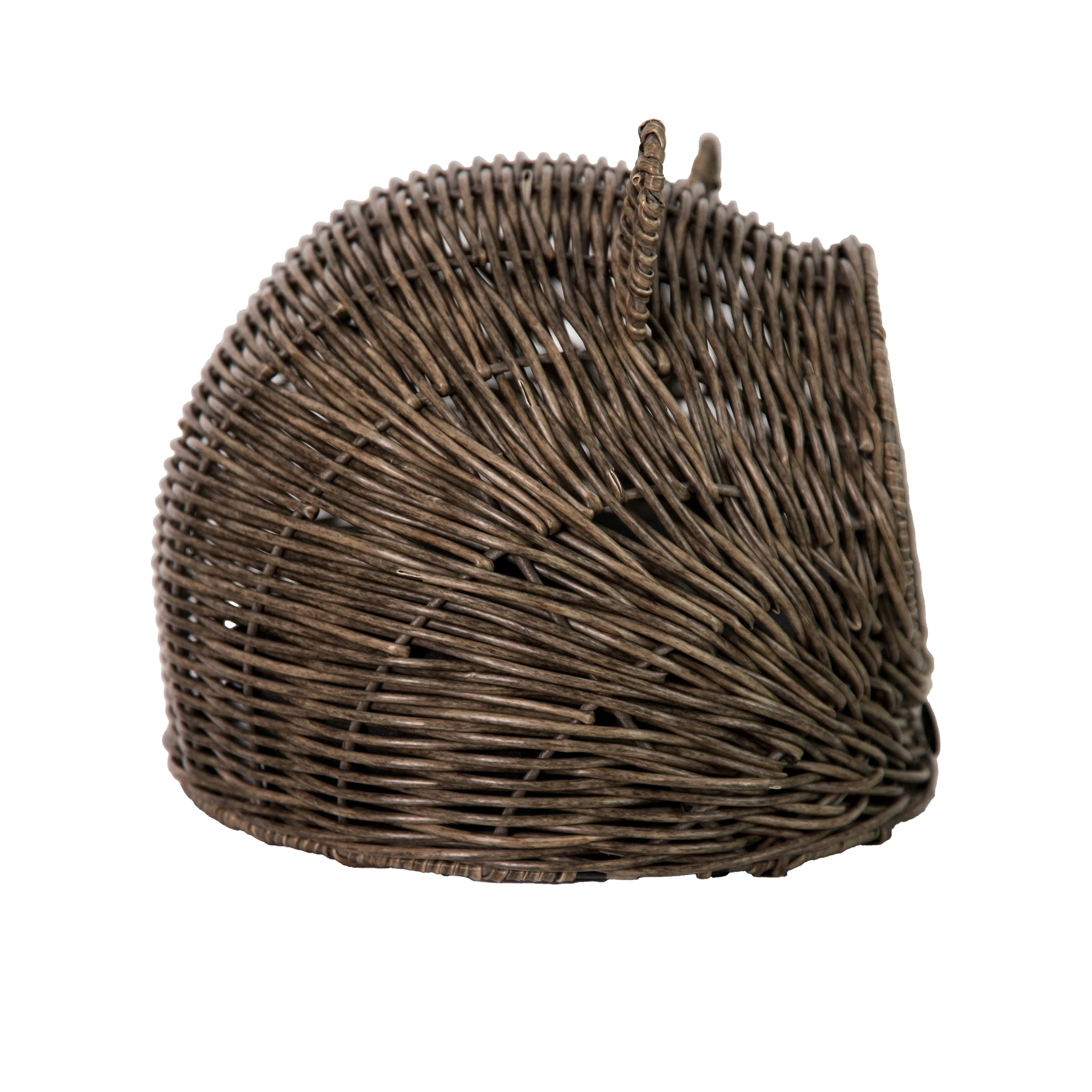 Huntley Pet Wicker Cat Shaped Play House Pet Bed with Cushion - Equiluxe Tack