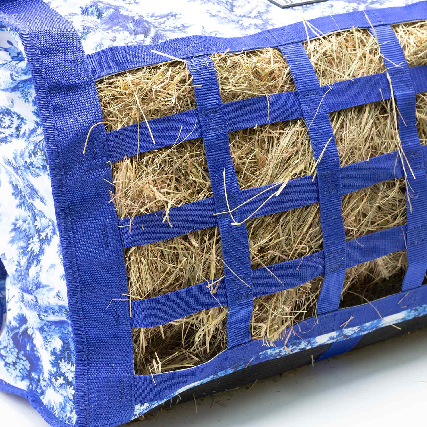 Jeffers Expression Extend - Feed Hay Bag for Horses & Livestock - Jeffers - Equiluxe Tack