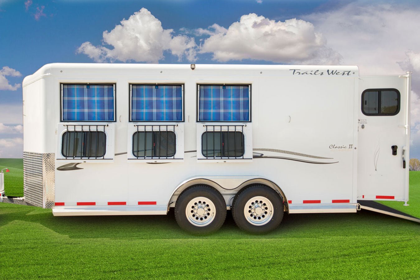 Kensington Trailer Screen - Kensington Protective Products - Equiluxe Tack