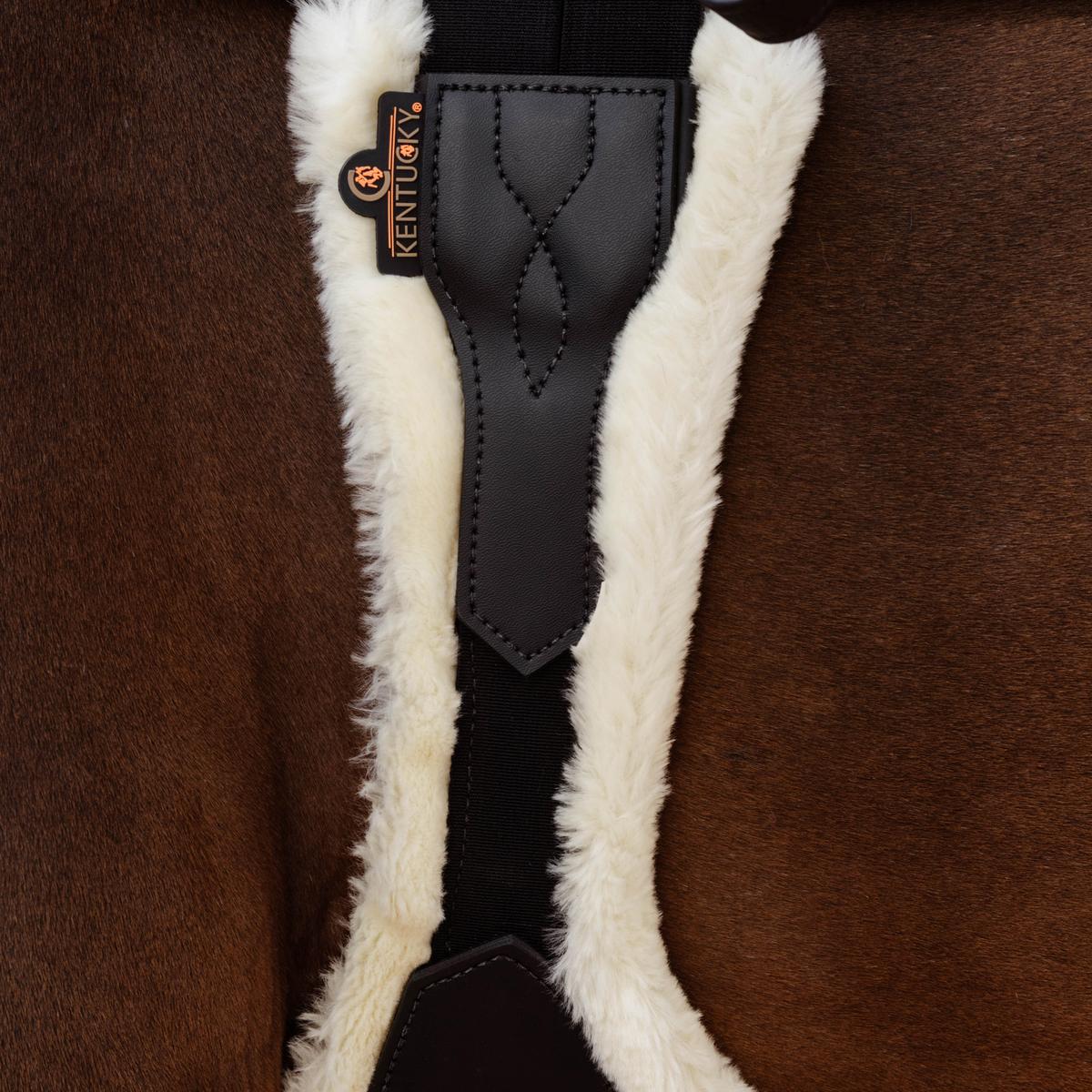 Kentucky Horseware Sheepskin Anatomic Stud Girth - Kentucky Horsewear - Equiluxe Tack