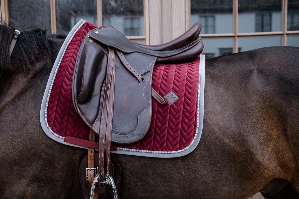 Kentucky Horsewear Saddle Pad Velvet Contrast Dressage - Kentucky Horsewear - Equiluxe Tack