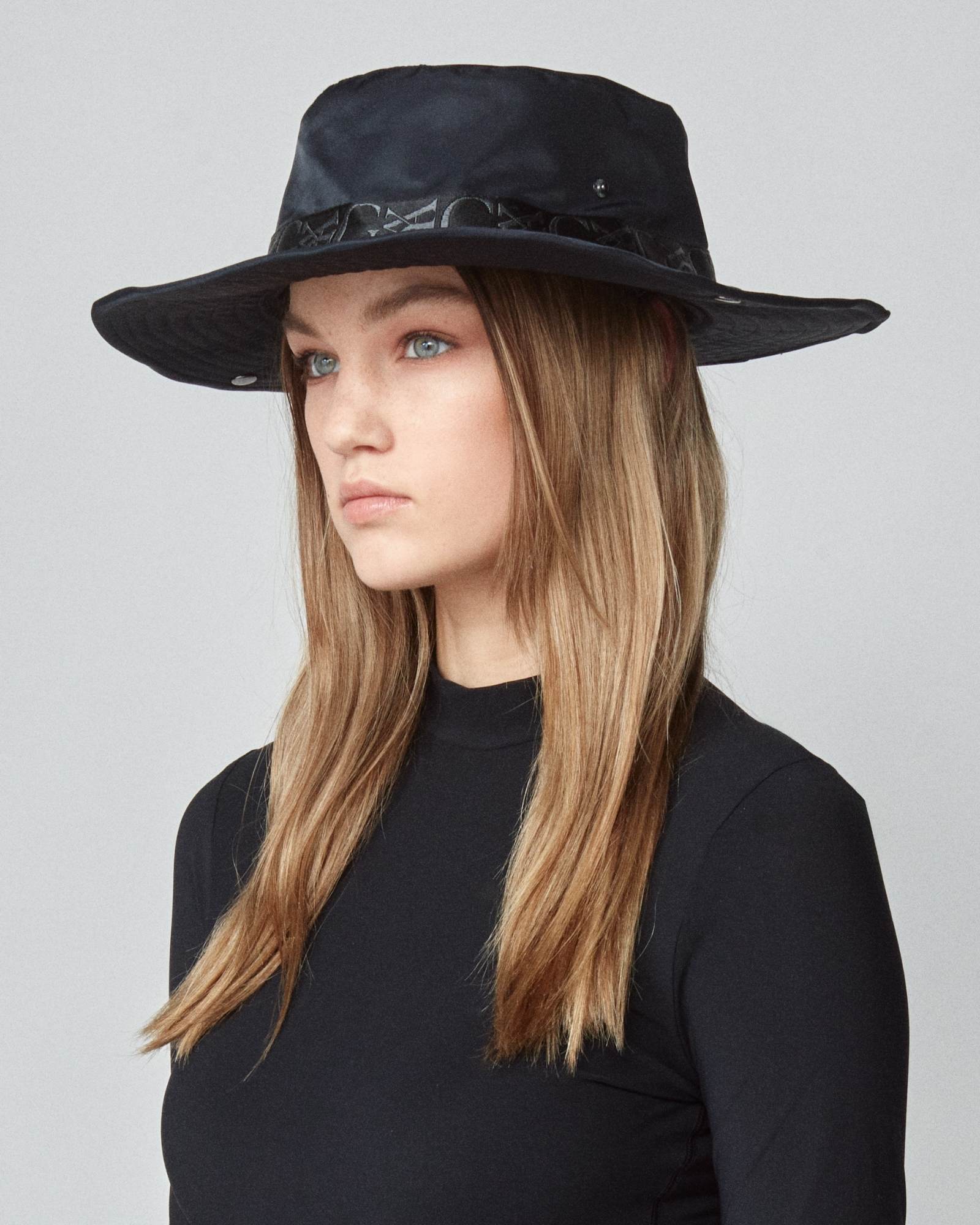 Monogram Hat Black - Yagya - Equiluxe Tack