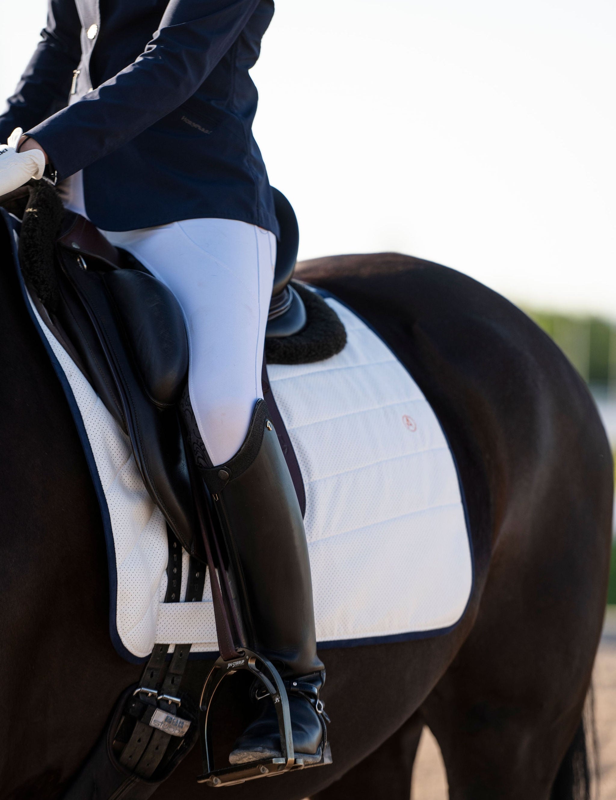 Perfeq Dressage Pad - Anatomeq - Equiluxe Tack