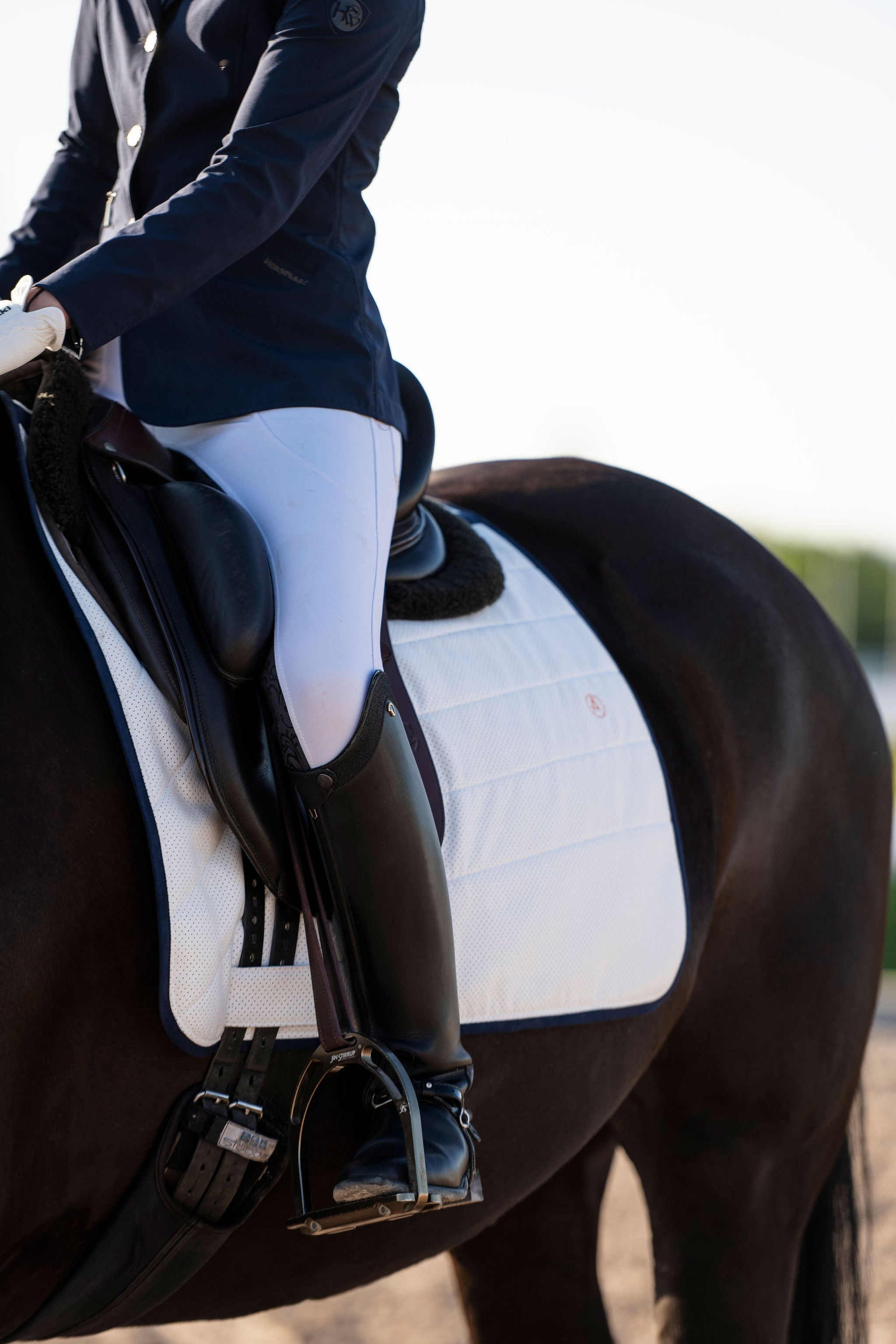 Perfeq Dressage Pad - Anatomeq - Equiluxe Tack
