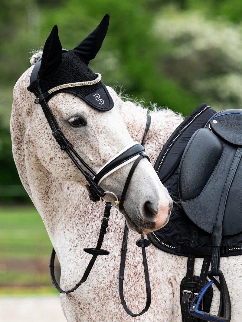 PS of Sweden Ear Bonnet Crystal - Black - PS of Sweden - Equiluxe Tack