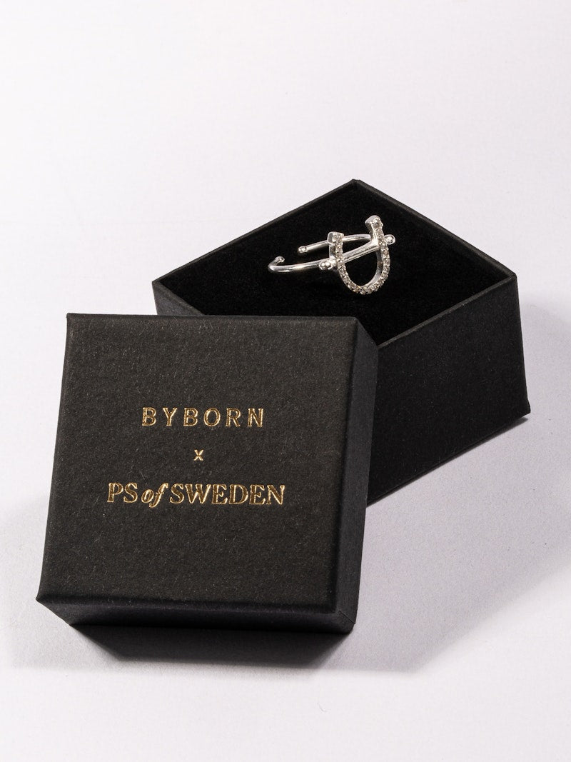 PS of Sweden Pierced Horse Shoe Ring - PS of Sweden - Equiluxe Tack