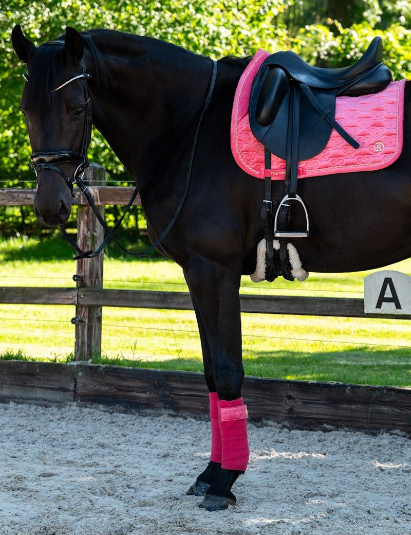 PS of Sweden Polos Velvet Monogram - Scarlet Pink - PS of Sweden - Equiluxe Tack