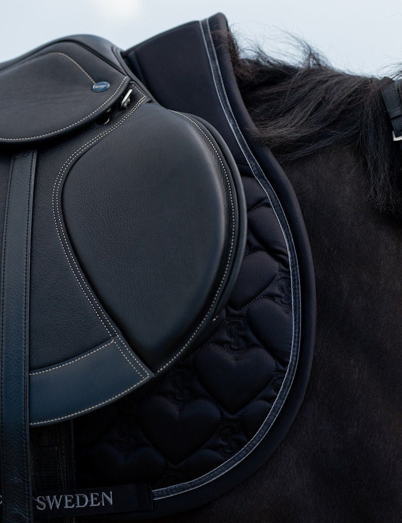 PS of Sweden Saddle Pad Heart Jump - Black - PS of Sweden - Equiluxe Tack