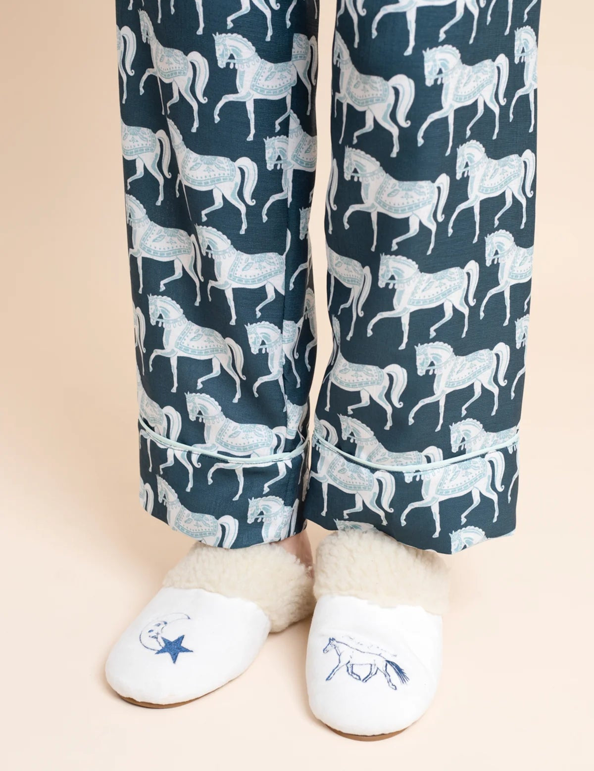 Rönner Horse Dreams Slippers | White - Rönner - Equiluxe Tack