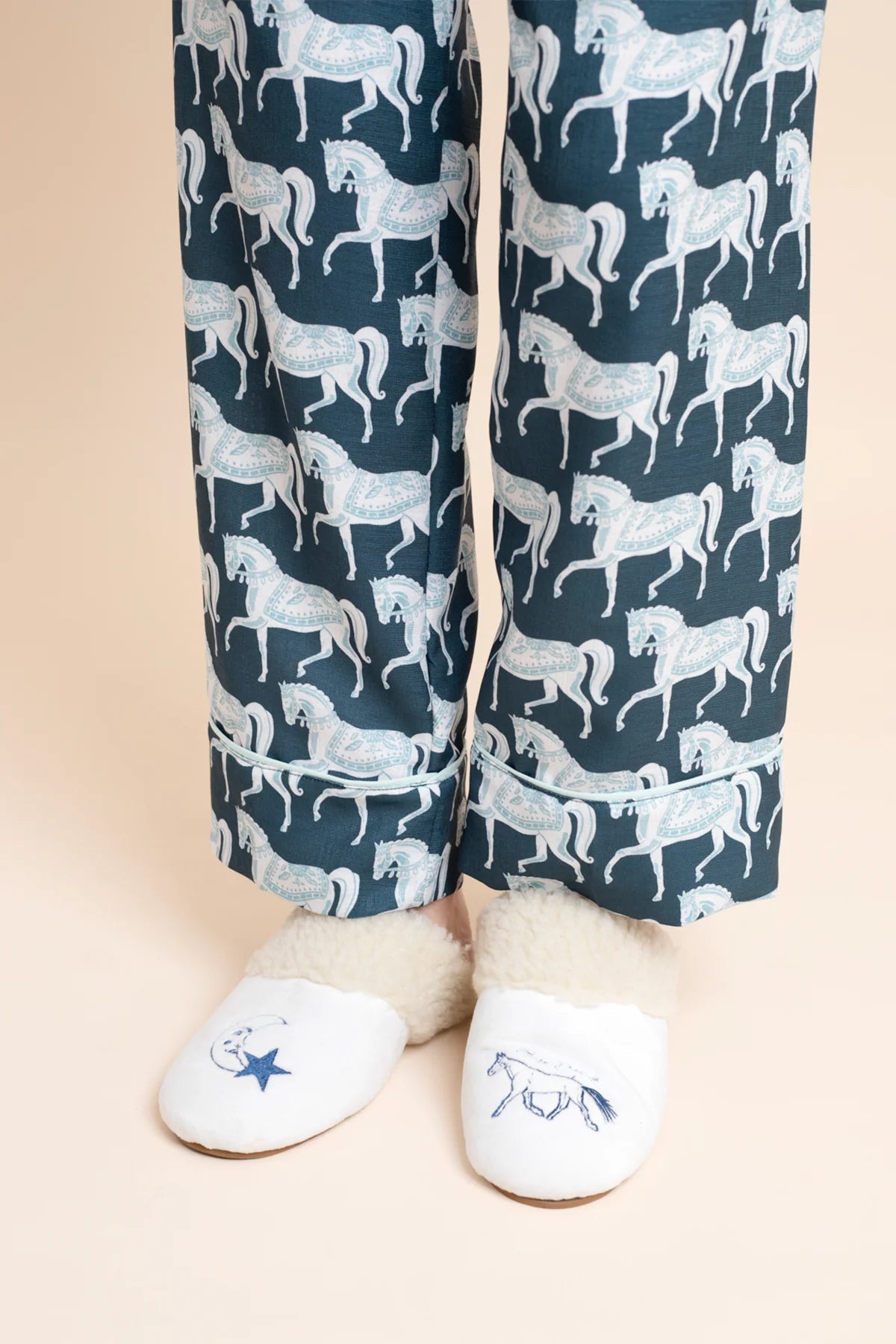 Rönner Horse Dreams Slippers | White - Rönner - Equiluxe Tack