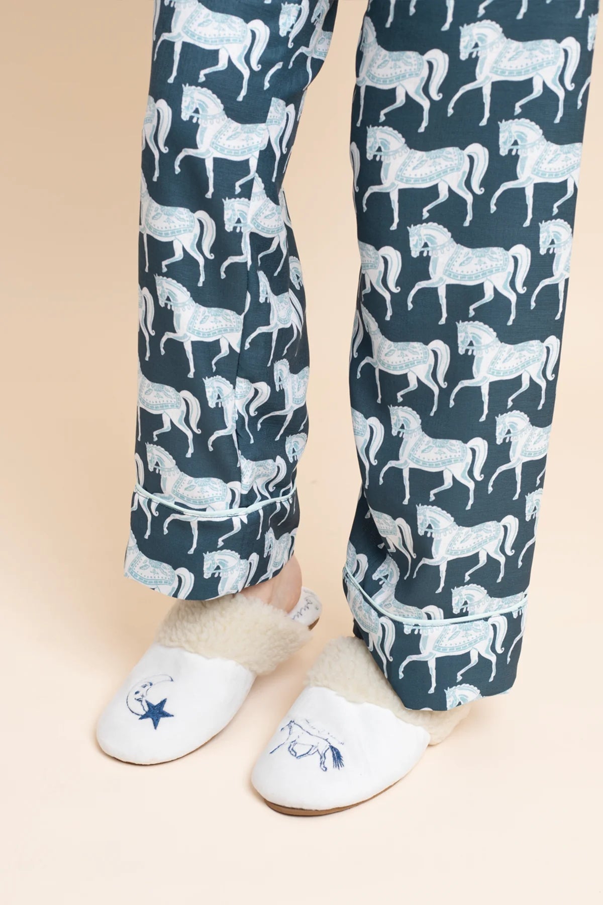 Rönner Horse Dreams Slippers | White - Rönner - Equiluxe Tack