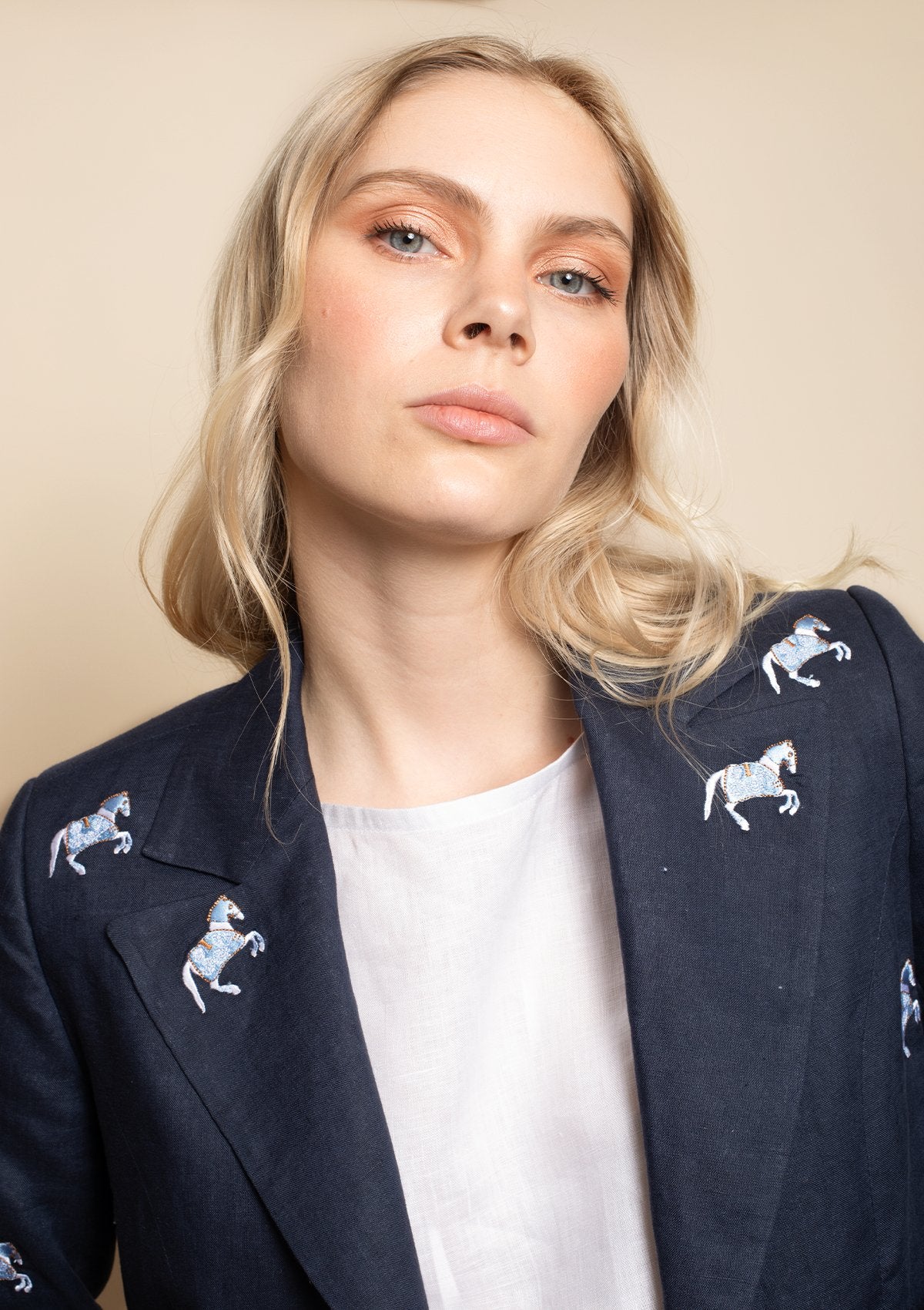 Rönner Linen Embroidered Blazer | Navy - Rönner - Equiluxe Tack