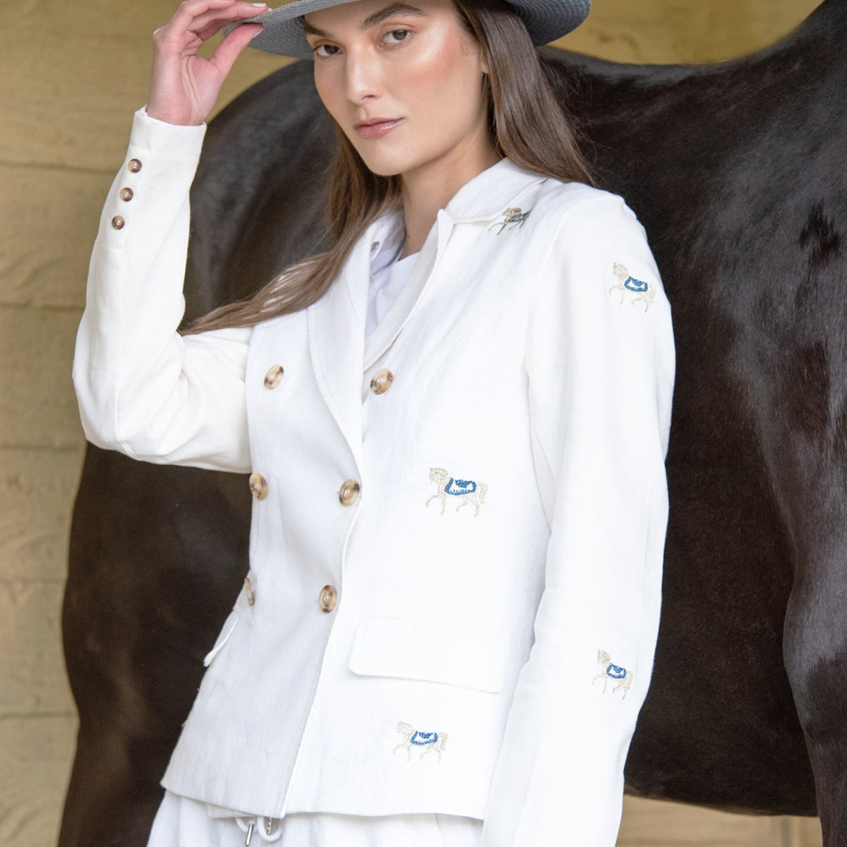 Rönner Linen Embroidered Double Breasted Blazer| White - Rönner - Equiluxe Tack