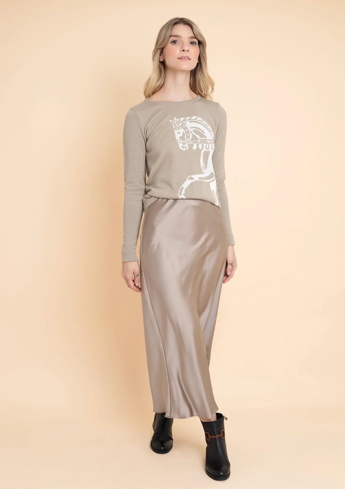 Rönner Martina Sweater | Taupe - Rönner - Equiluxe Tack