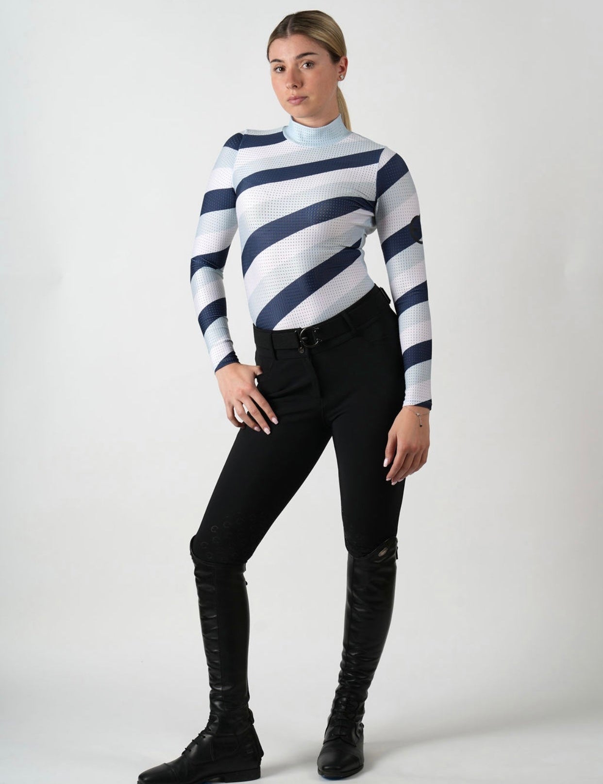 SANAH turtleneq - Equiluxe Tack - Equiluxe Tack