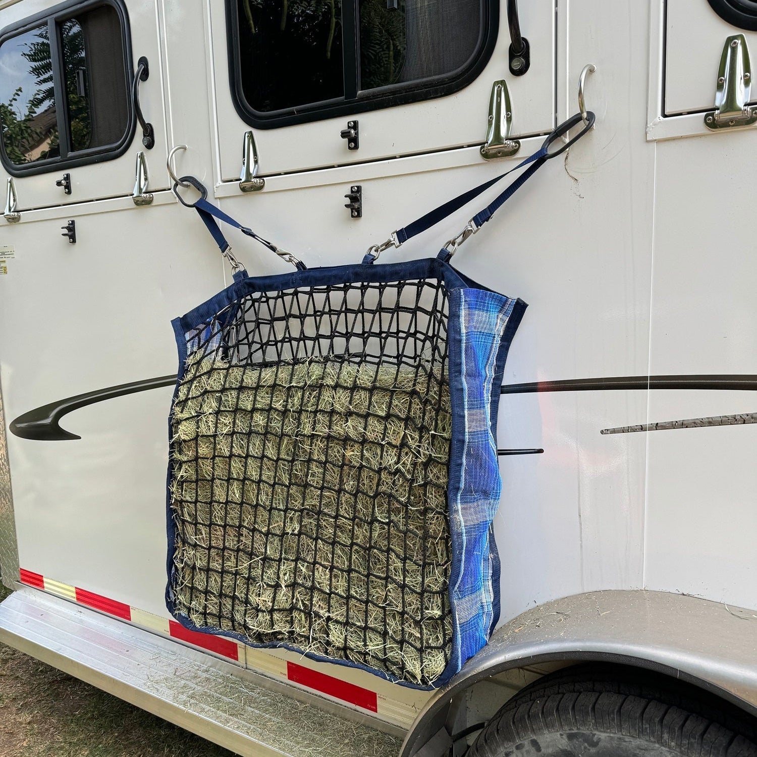 Slow Feed Hay Bag - 4 Flake - Kensington Protective Products - Equiluxe Tack