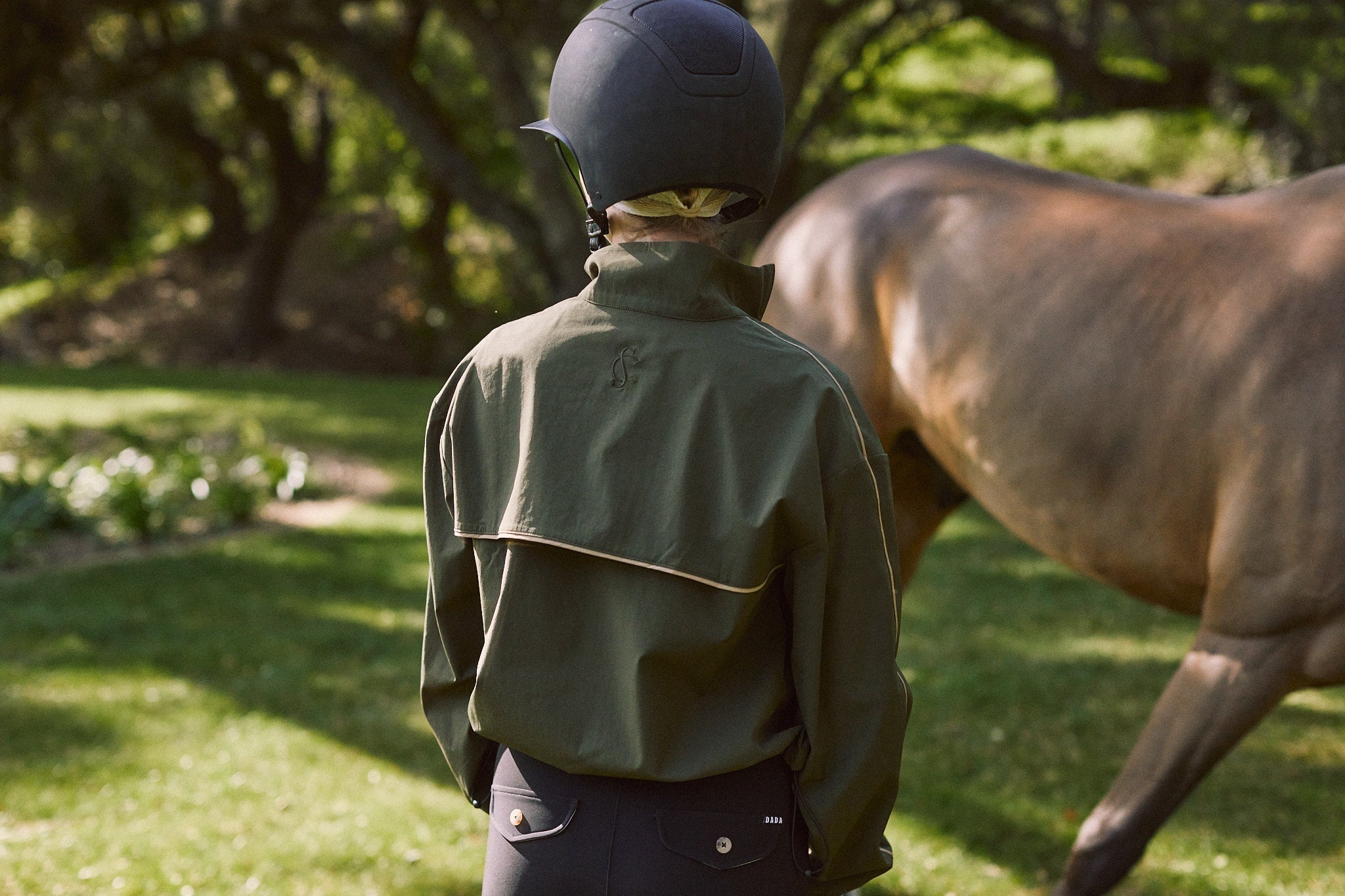 Solid Citizen Equestrian 'Winnie' | High Performance | Windbreaker | Olive - Equiluxe Tack